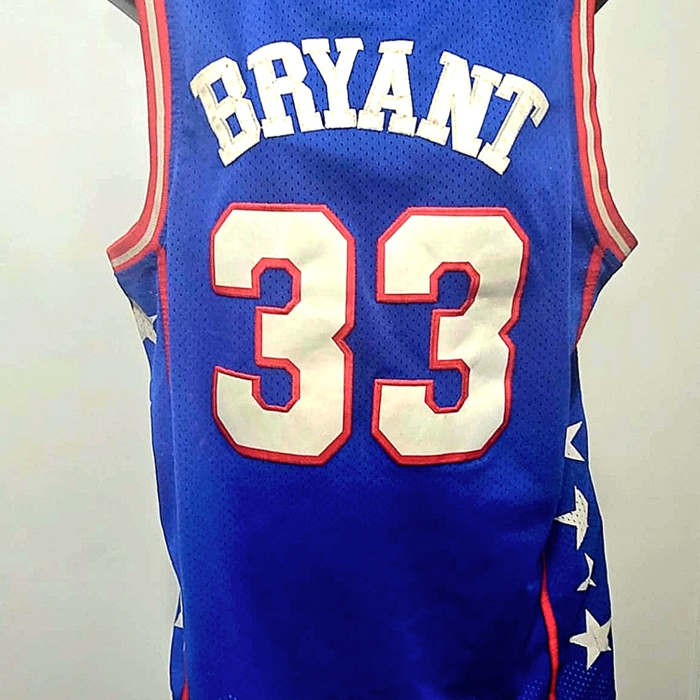 Nike jersey medium multi color